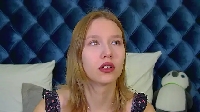 LiliLinn online show from 02.03.26