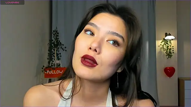 EmmaFisherf online show from 02.15.25