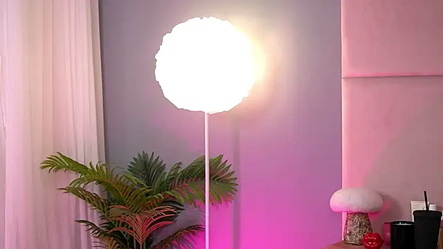 AlmaLuv online show from 02.19.26