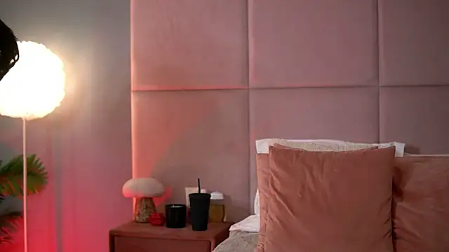 AlmaLuv online show from 02.23.26