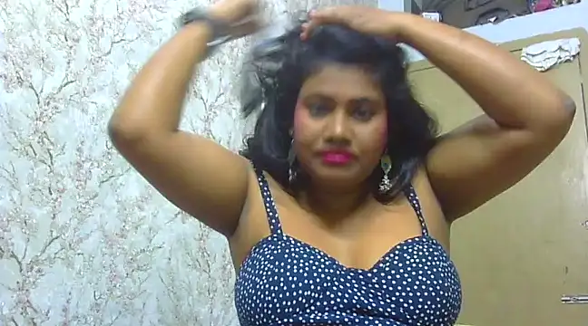 sexy roma online show from 01.17.25