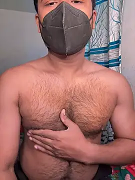 Snapshot of wildboy_simon chatting on 01.18.26 wildboy simon online show from 01.18.26