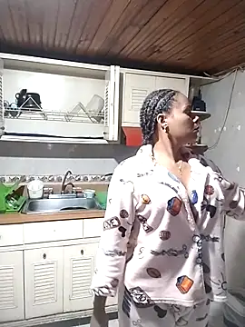 Camille rose  online show from 03.04.25