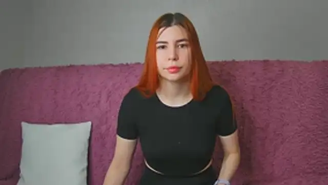 Snapshot of ElllaNuar chatting on 03.03.26 ElllaNuar online show from 03.03.26