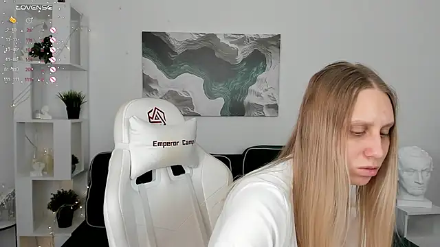 miissblonde online show from 03.05.25