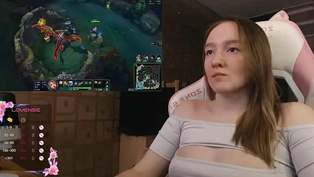 MoonlishSiren online show from 10.11.25