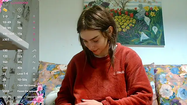 Sophie Bell online show from 01.08.25