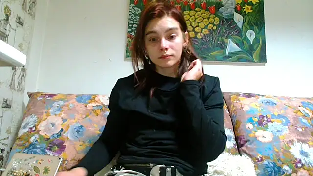 Sophie Bell online show from 02.24.25