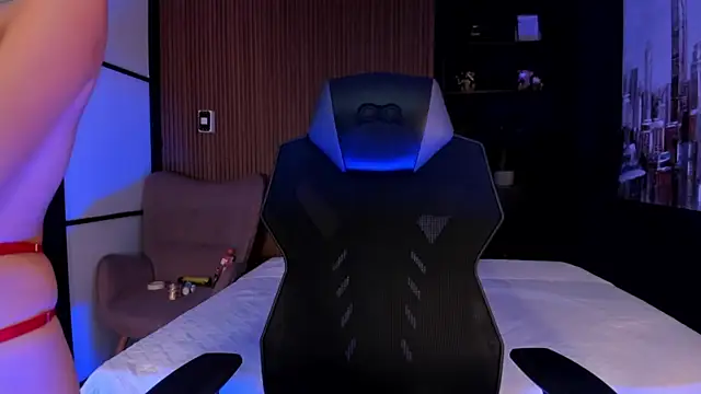 Snapshot of MelodyBliss chatting on 02.27.26 MelodyBliss online show from 02.27.26