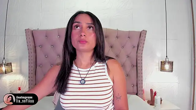 Snapshot of lia_sofiia chatting on 05.02.26 lia sofiia online show from 05.02.26