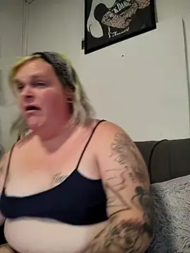 Trans Girl next door420 online show from 04.12.26