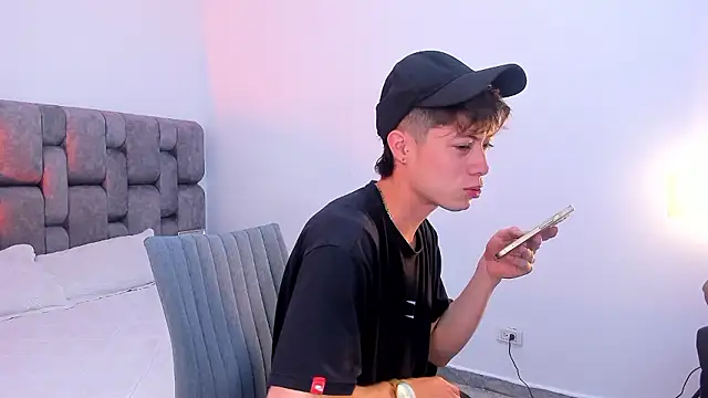 MarcusCollinss  online show from 12.02.24