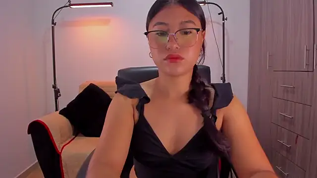 cloy baby   online show from 06.01.26