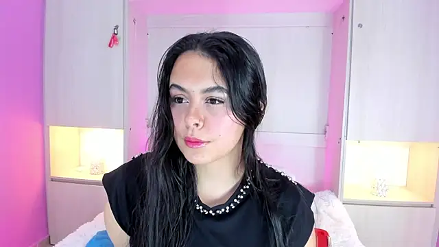 Snapshot of valerymeyerr chatting on 02.20.25 valerymeyerr online show from 02.20.25