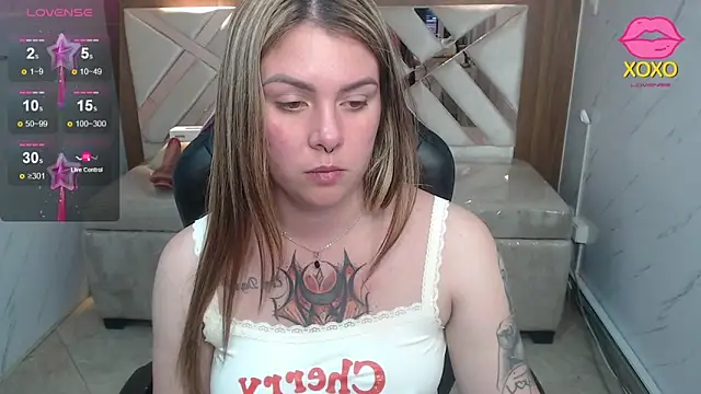 Snapshot of Paula_b_ chatting on 04.30.26 Paula b online show from 04.30.26
