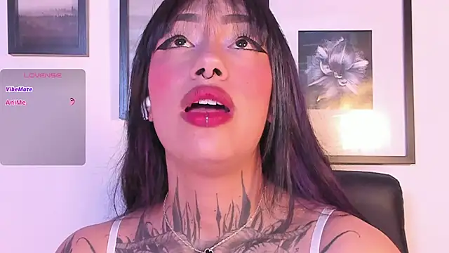 Akari1 Mischief online show from 04.05.26