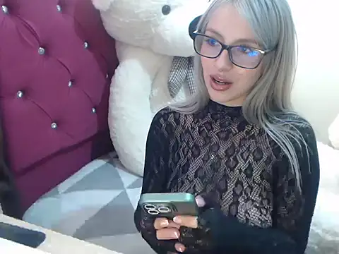 Snapshot of MOLLY4444 chatting on 02.26.26 MOLLY4444 online show from 02.26.26