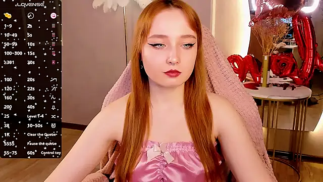 Snapshot of Emma_Chery chatting on 02.06.25 Emma Chery online show from 02.06.25