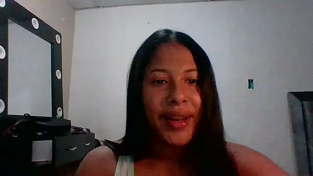 Snapshot of Kitra_New chatting on 02.24.26 Kitra New online show from 02.24.26