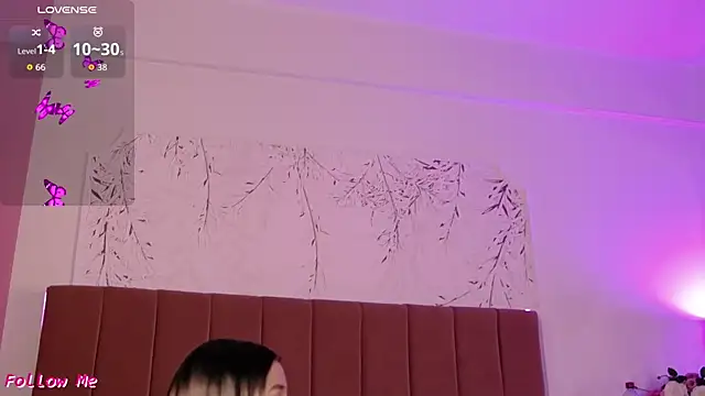 Snapshot of PinkySparks chatting on 05.19.26 PinkySparks online show from 05.19.26