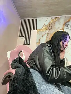 Snapshot of Isabella_21x chatting on 02.18.26 Isabella 21x online show from 02.18.26