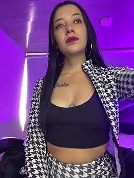 Isabella 21x online show from 06.04.26