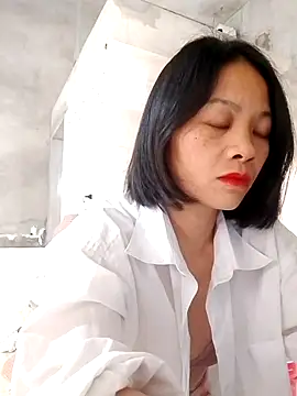 Snapshot of Aninyin22 chatting on 01.15.25 Aninyin22 online show from 01.15.25