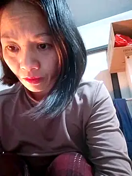 Snapshot of Aninyin22 chatting on 02.10.25 Aninyin22 online show from 02.10.25