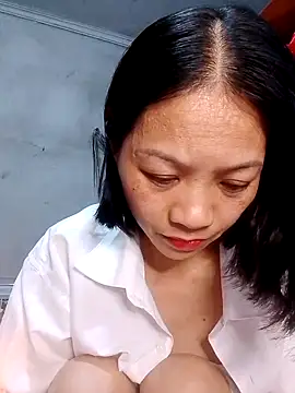 Snapshot of Aninyin22 chatting on 02.16.25 Aninyin22 online show from 02.16.25