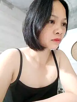 Snapshot of Aninyin22 chatting on 10.13.25 Aninyin22 online show from 10.13.25