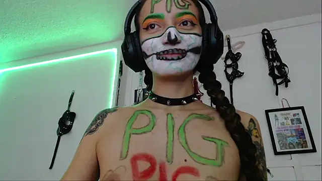 Eloise-brown online show from 01.20.25