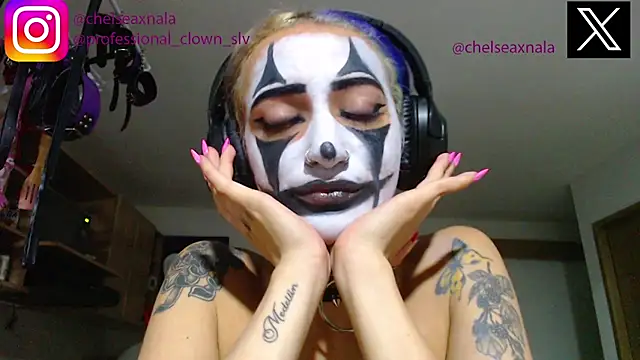 Eloise-brown online show from 09.22.25