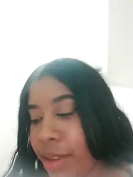 Snapshot of Fanny_Klean chatting on 01.17.25 Fanny Klean online show from 01.17.25