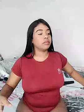 Snapshot of Fanny_Klean chatting on 01.21.25 Fanny Klean online show from 01.21.25