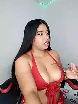 Snapshot of Fanny_Klean chatting on 01.24.25 Fanny Klean online show from 01.24.25
