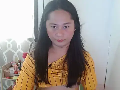 Snapshot of Sweet_amberxyz18 chatting on 04.27.26 Sweet amberxyz18 online show from 04.27.26