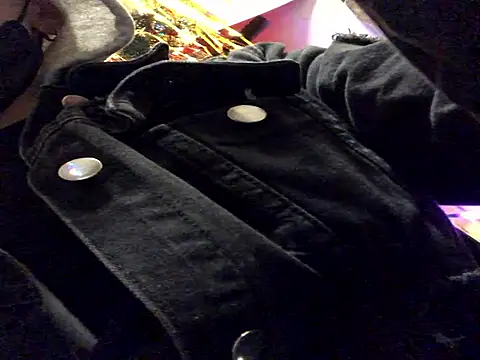 Snapshot of gabelove369 chatting on 12.19.25 gabelove369 online show from 12.19.25