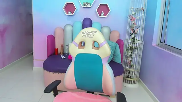 LYA SWEETX online show from 01.30.25