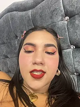 AnnaRosse1 online show from 11.16.25