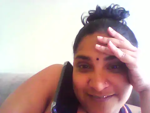 MsTashaxxx online show from 11.04.25