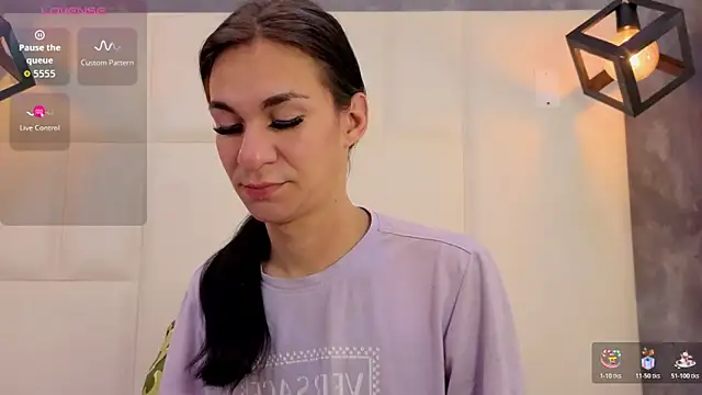 Mia thompson 19 online show from 03.28.26