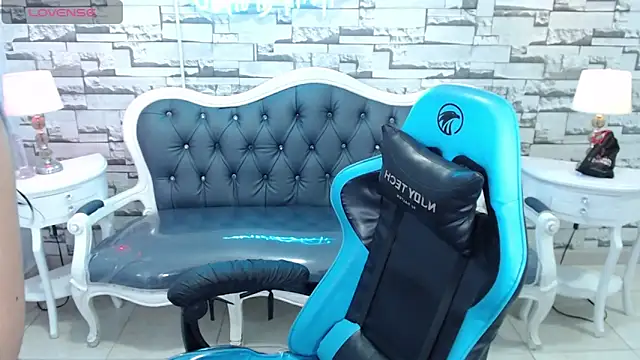 Snapshot of marilin_a chatting on 12.29.24 marilin a online show from 12.29.24