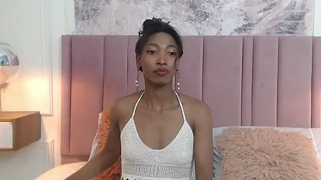 Snapshot of SabrinaDevill chatting on 01.25.25 SabrinaDevill online show from 01.25.25