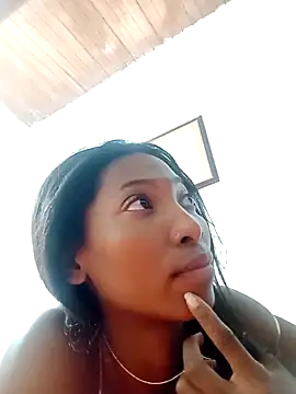 Snapshot of SabrinaDevill chatting on 03.02.25 SabrinaDevill online show from 03.02.25