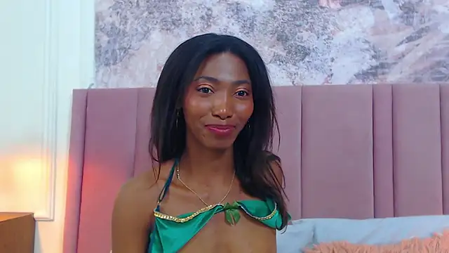 Snapshot of SabrinaDevill chatting on 03.17.25 SabrinaDevill online show from 03.17.25