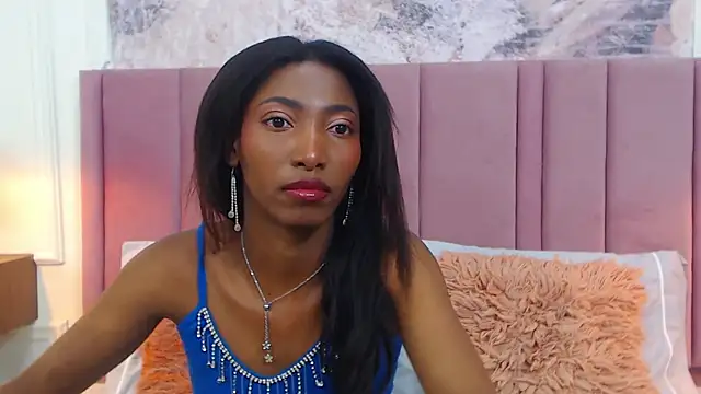 Snapshot of SabrinaDevill chatting on 03.18.25 SabrinaDevill online show from 03.18.25