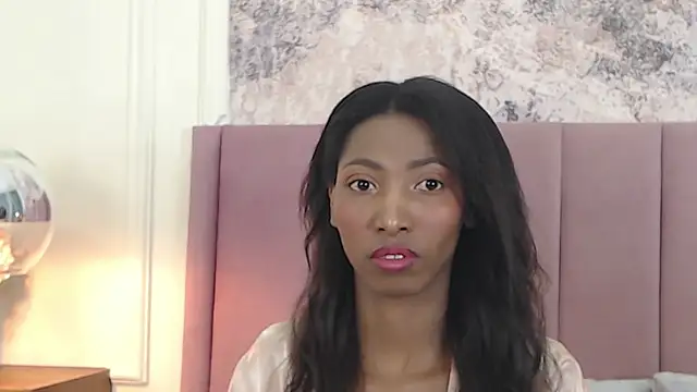 Snapshot of SabrinaDevill chatting on 10.16.25 SabrinaDevill online show from 10.16.25