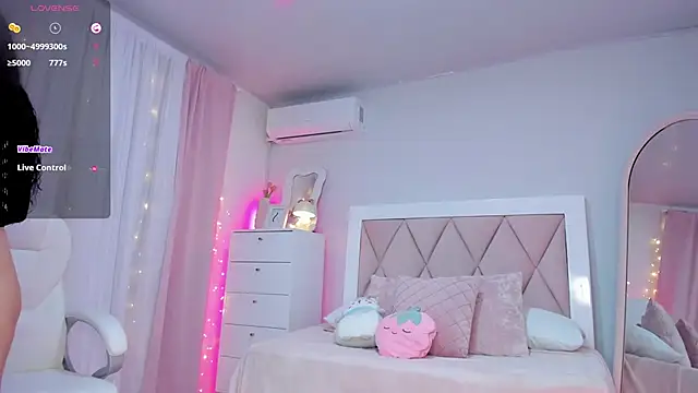 ania sweet18 online show from 02.22.25