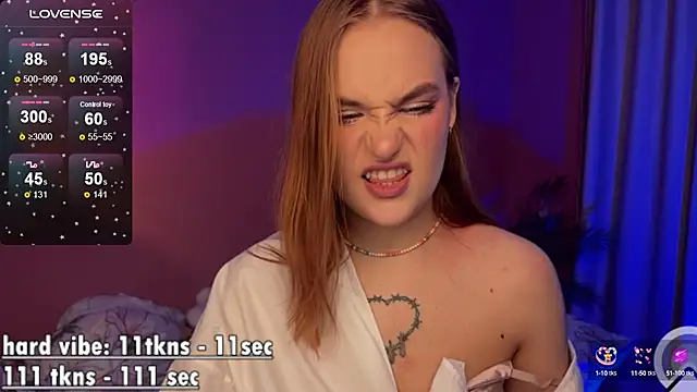 CarolineLovers online show from 03.22.25