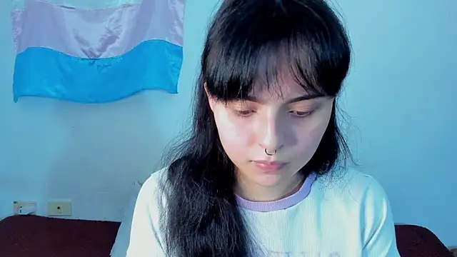 Snapshot of elizabethtaylorxxx chatting on 04.11.26 elizabethtaylorxxx online show from 04.11.26